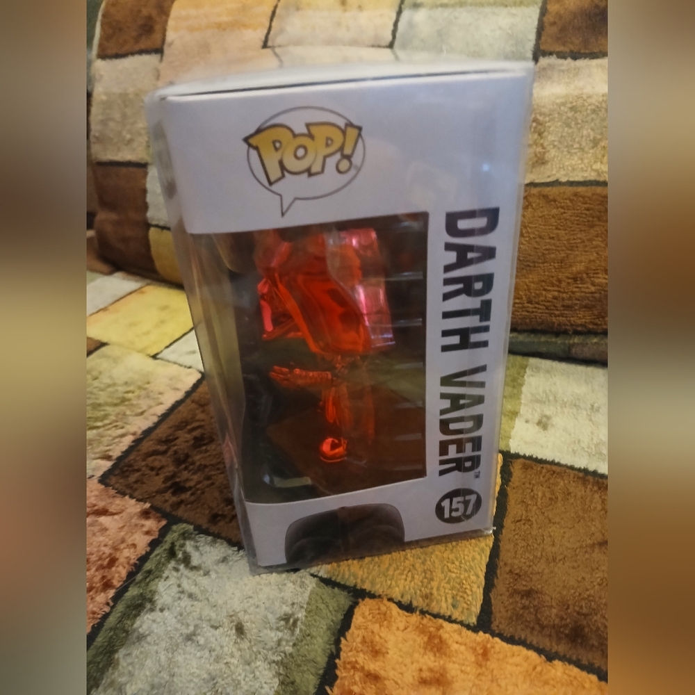 Star Wars Darth Vader Pop! Vinyl Figure - Picture 2 of 3